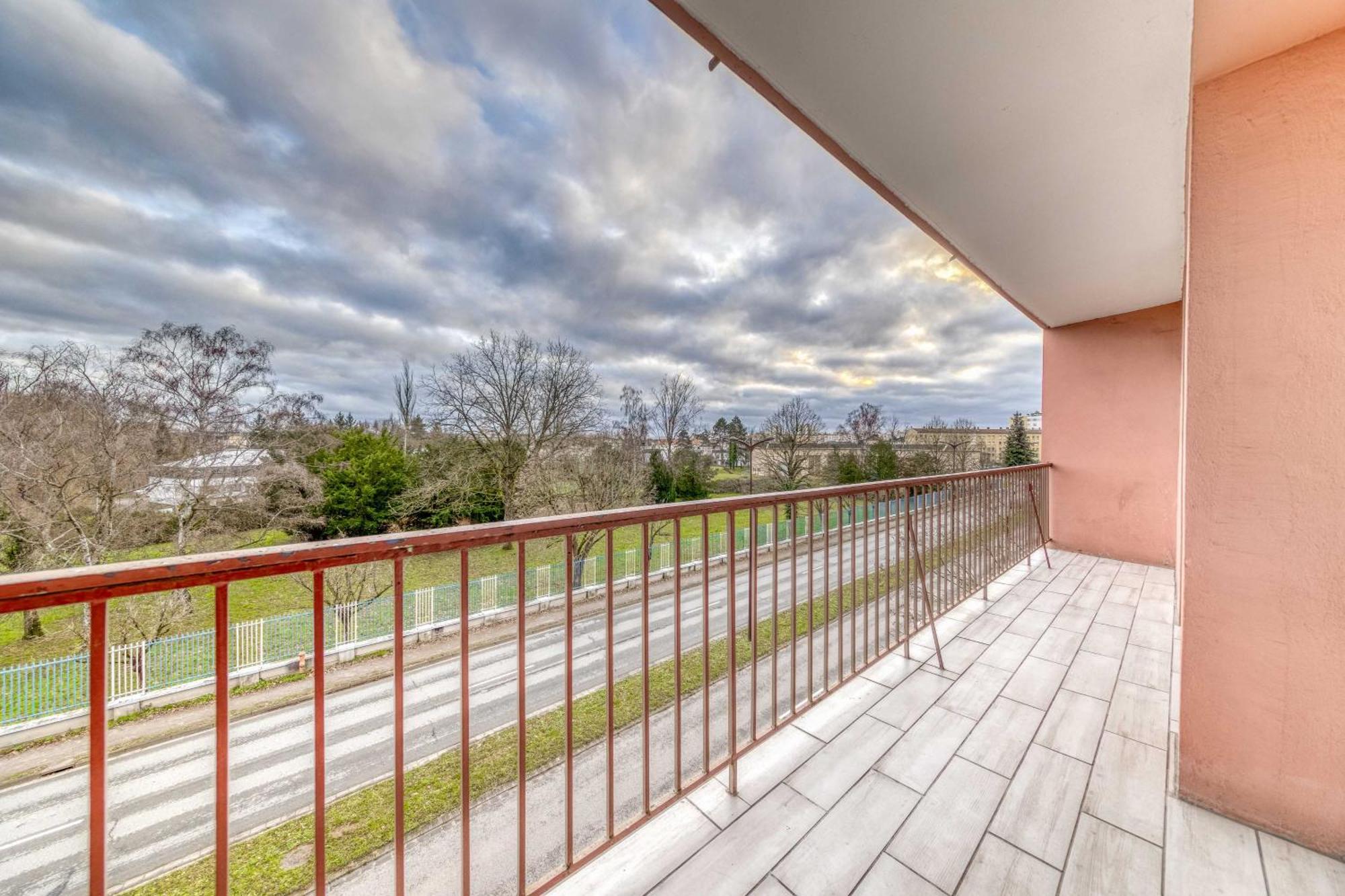 Appartement Les Oiseaux Thionville Buitenkant foto
